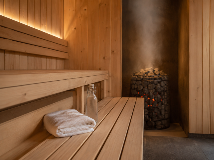 Sauna After Training Evidence, Protocols and Safety Limits